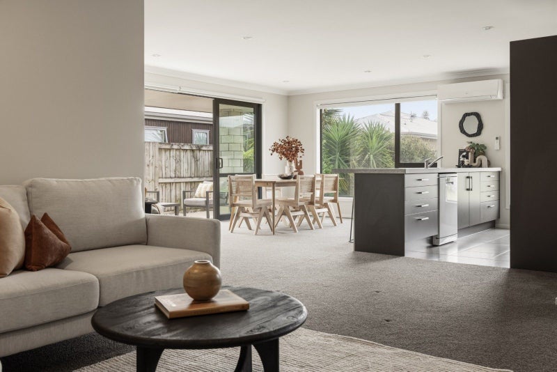 7 Hebe Crescent, Papamoa Beach, Papamoa - Carousel 2