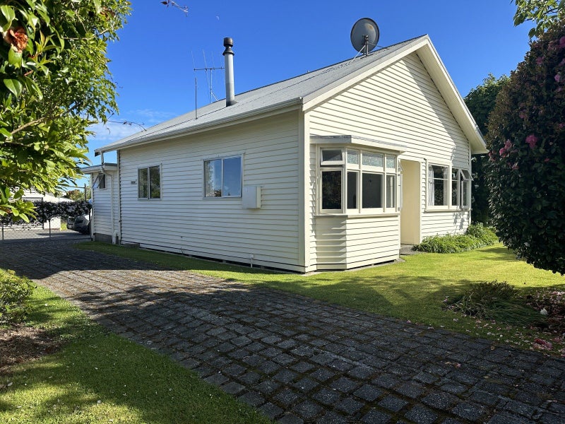 119 Davie Street, Hokitika - Carousel 1