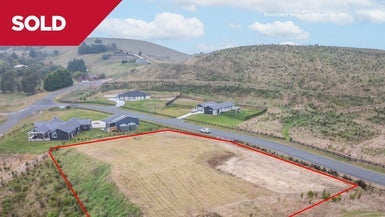 6 Olsen Place, Kinloch, Taupō - Carousel 1