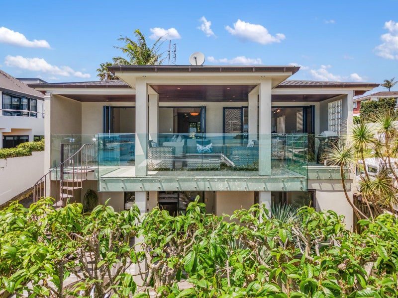 1/13 Takutai Avenue, Bucklands Beach, Auckland - Carousel 2