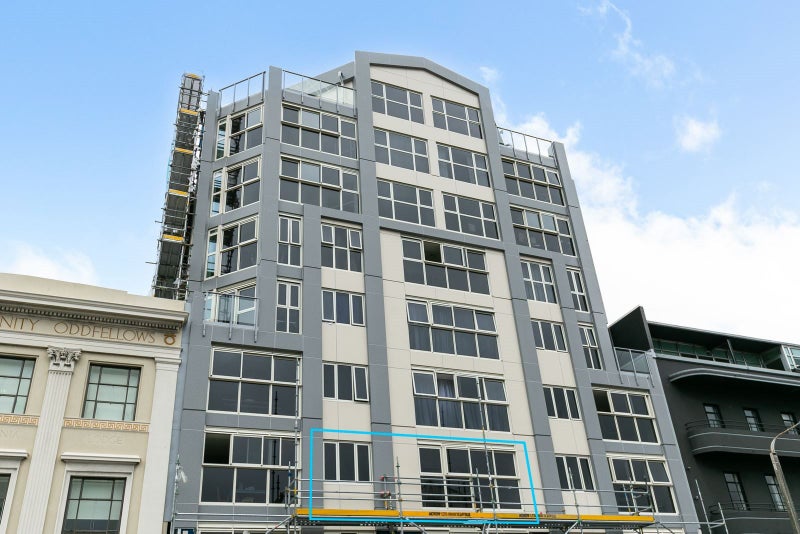 3A/5 Kent Terrace, Mount Victoria, Wellington - Carousel 1