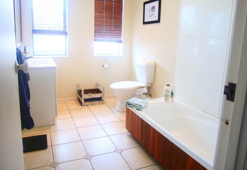 14 Kurnell Drive, Botany Downs, Auckland - Carousel 16