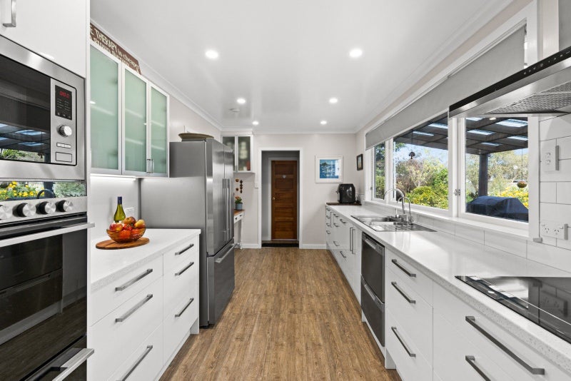 4 Grange Road North, Haumoana - Carousel 2