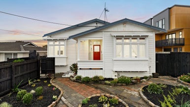 126 Onewa Road, Northcote, Auckland - Carousel 1