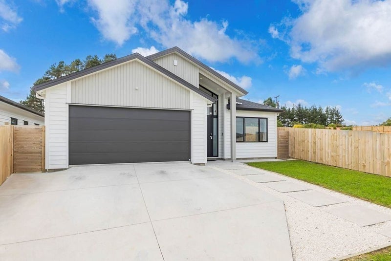 26 Paihere Street, Huapai, Kumeu - Carousel 2