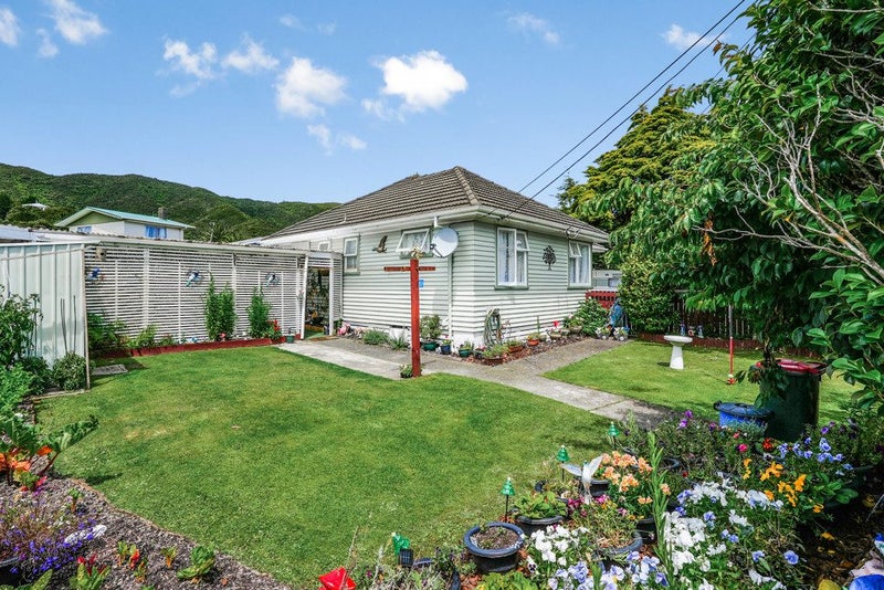 124 Wise Street, Wainuiomata, Lower Hutt - Carousel 1