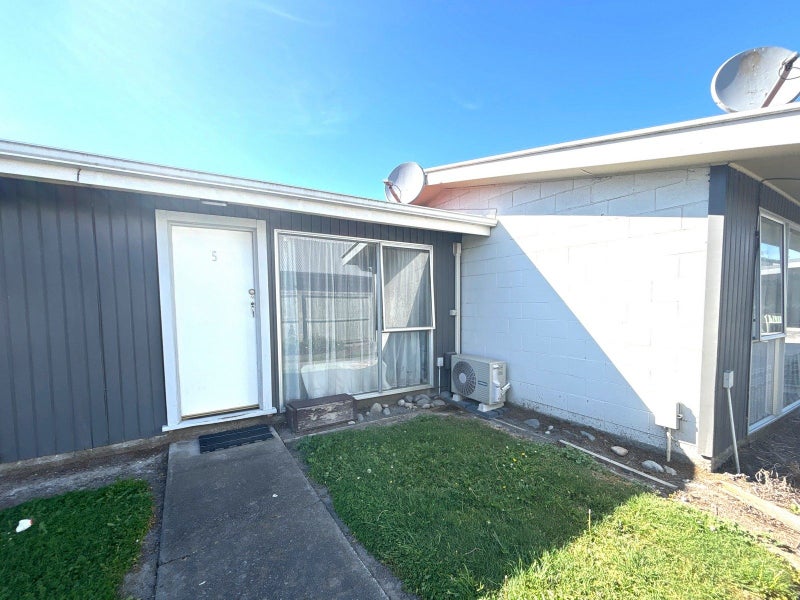 1/206 Hastings Street East, Waltham, Christchurch - Carousel 2