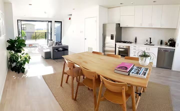 4/171 Ponsonby Road, Freemans Bay, Auckland - Carousel 1