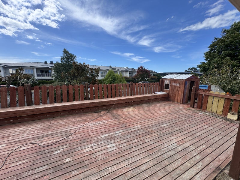 86 Unsworth Drive, Unsworth Heights, Auckland - Carousel 2
