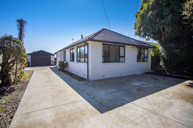 11 McSaveneys Road, Marshland, Christchurch - Carousel 1