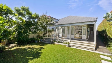 63 Vauxhall Road, Devonport, Auckland - Carousel 1