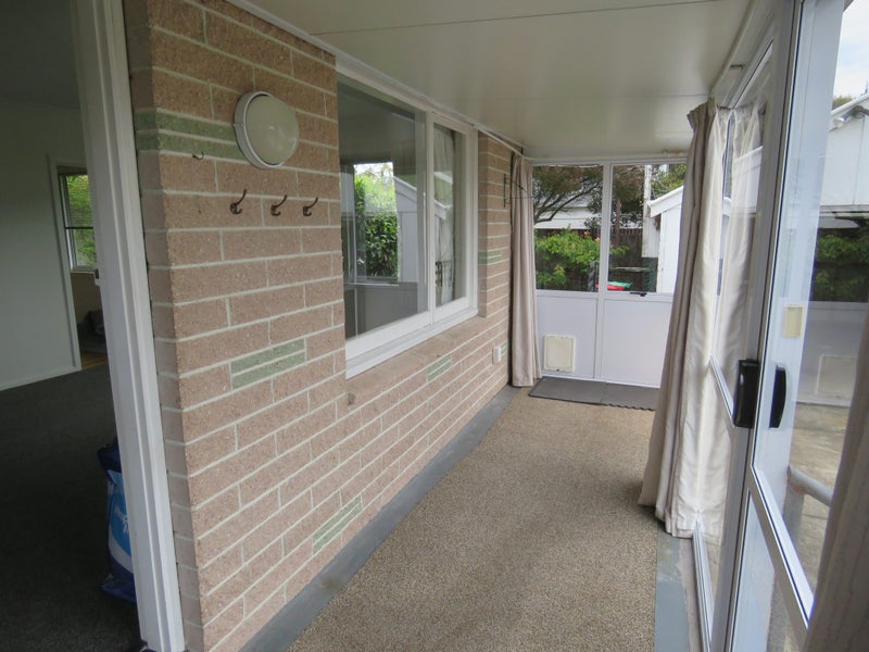 2/256 Estuary Road, South New Brighton, Christchurch - Carousel 2
