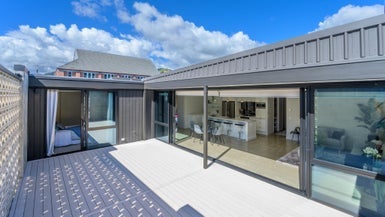 6/8 Sussex Street, Nelson, Nelson - Carousel 1