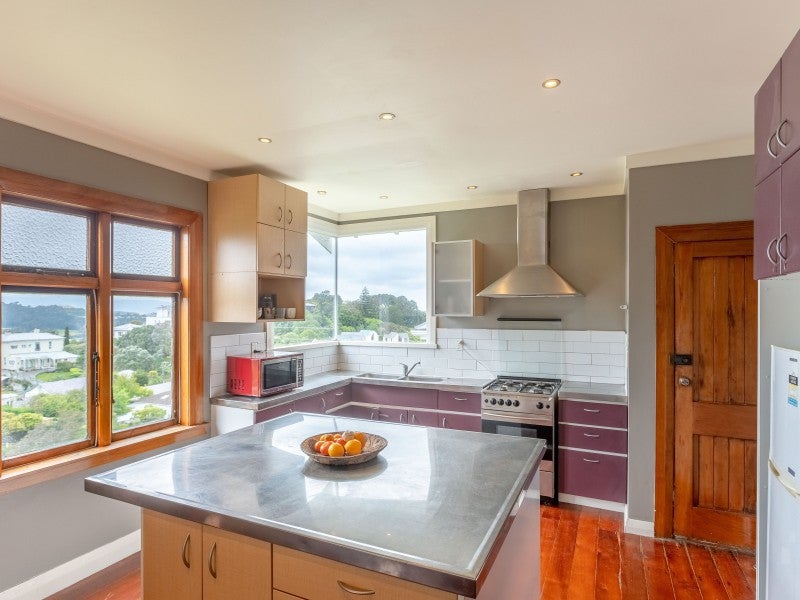 19 Moffitt Street, Vogeltown, Wellington - Carousel 2