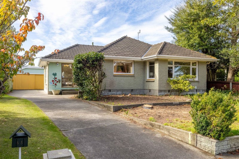 65 Burnside Crescent, Burnside, Christchurch - Carousel 1