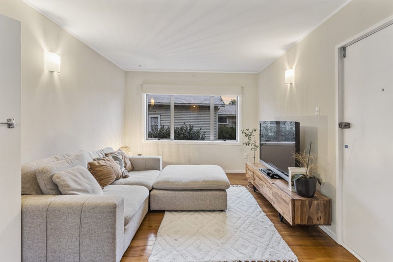 5/5 Kitchener Road, Sandringham, Auckland - Carousel 2