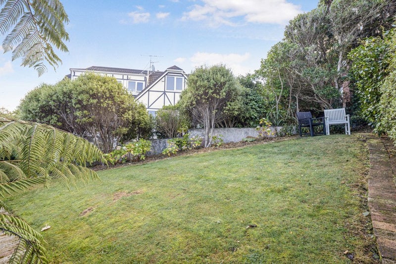 3 Ramphal Terrace, Khandallah, Wellington - Carousel 20