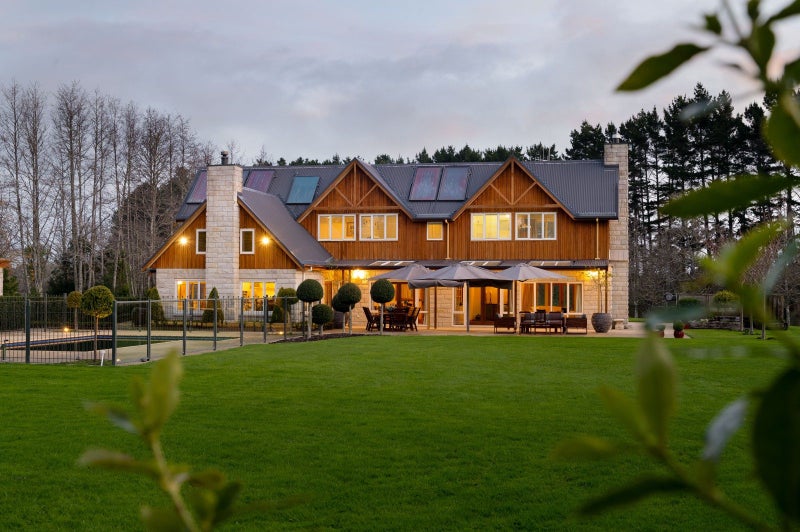 2247 River Road, Horsham Downs, Hamilton - Carousel 2