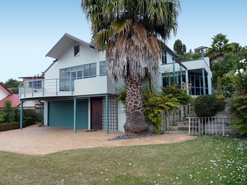 17 Sycamore Place, Pukete, Hamilton - Carousel 1