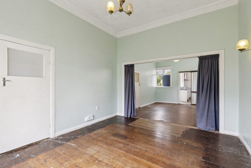 7 Porritt Avenue, Mount Victoria, Wellington - Carousel 2