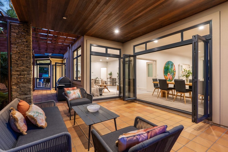 11 Churchouse Road, Greenhithe, Auckland - Carousel 2