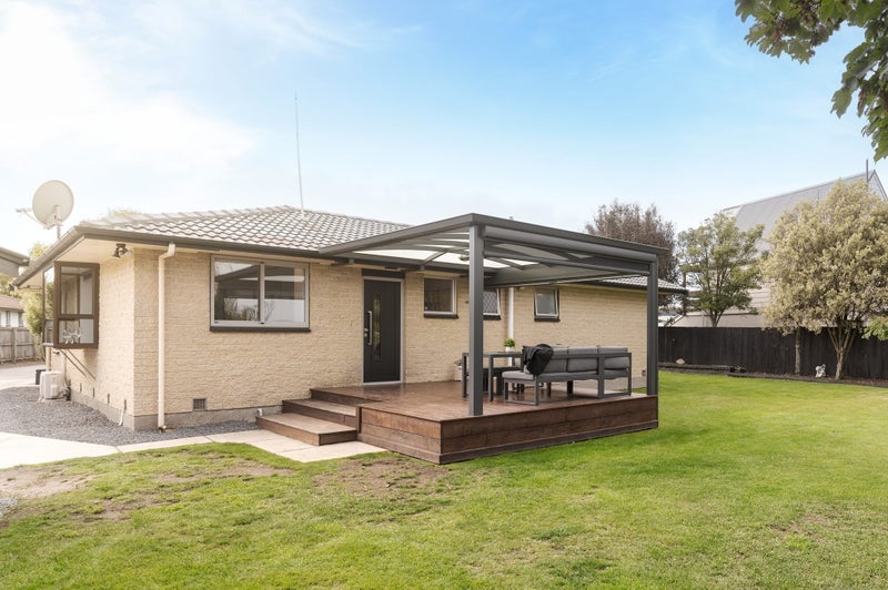 8B Curzon Place, Parklands, Christchurch - Carousel 2