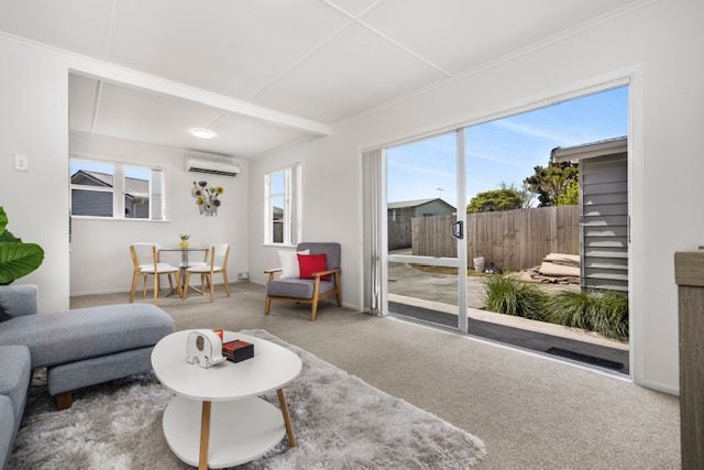 6A Dennis Road, Papatoetoe, Auckland - Carousel 2