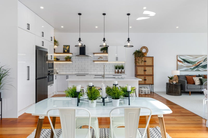 83 Golf Road, New Lynn, Auckland - Carousel 2