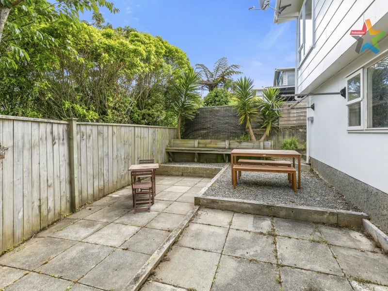 143 Major Drive, Kelson, Lower Hutt - Carousel 15