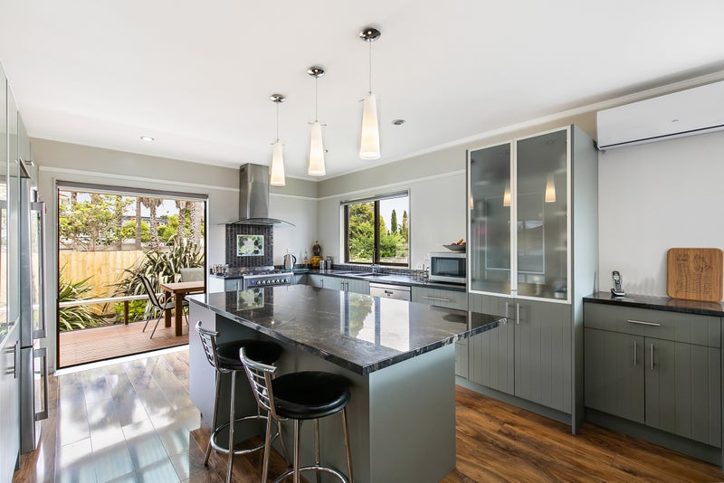 1/47 Knights Road, Rothesay Bay, Auckland - Carousel 2