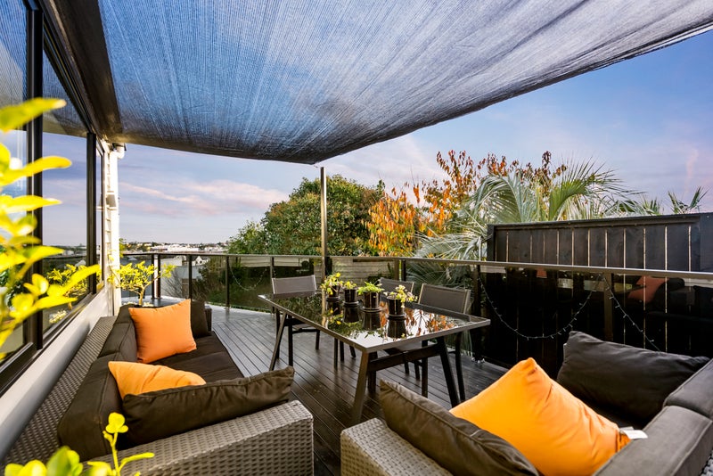 25A Rewa Road, Three Kings, Auckland - Carousel 2