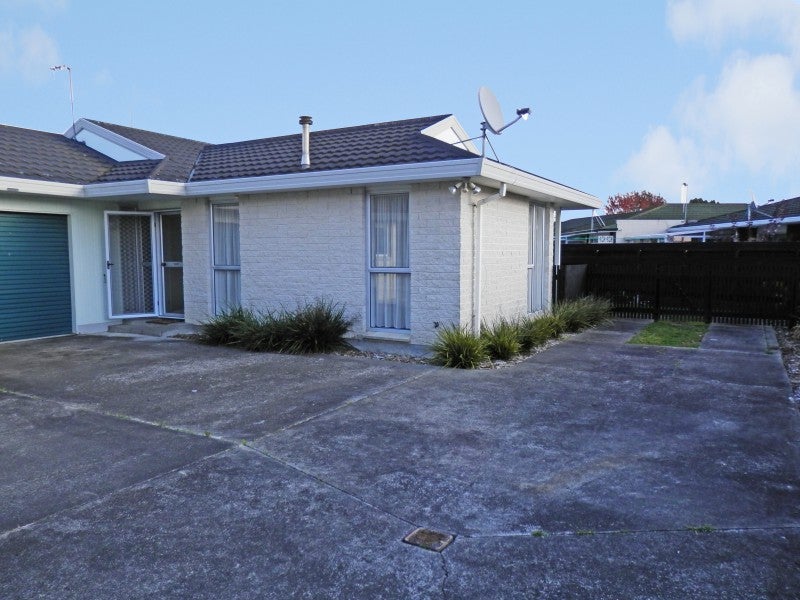 16A Chippendale Crescent, Highbury, Palmerston North - Carousel 2