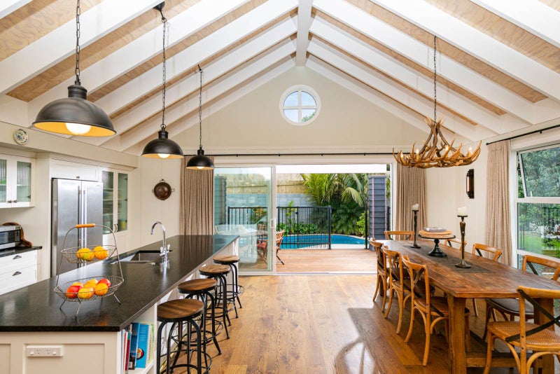 4A Park Rise, Campbells Bay, Auckland - Carousel 2