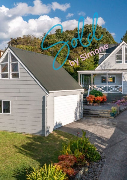 83 Stillwater Crescent, Stillwater, Silverdale - Carousel 1