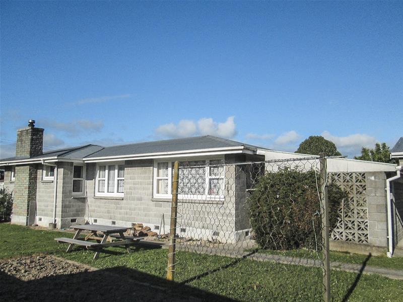 57 Elizabeth Street, Riversdale, Blenheim - Carousel 1