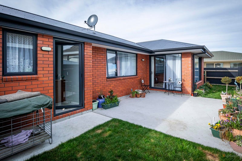 24 Clyde Street, Seaview, Timaru - Carousel 1