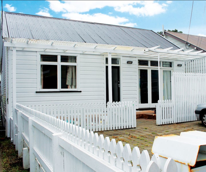 39 Palmer Street, Aro Valley, Wellington - Carousel 2