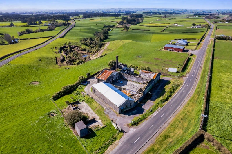 1600 Hastings Road, Mahoe, Stratford - Carousel 19