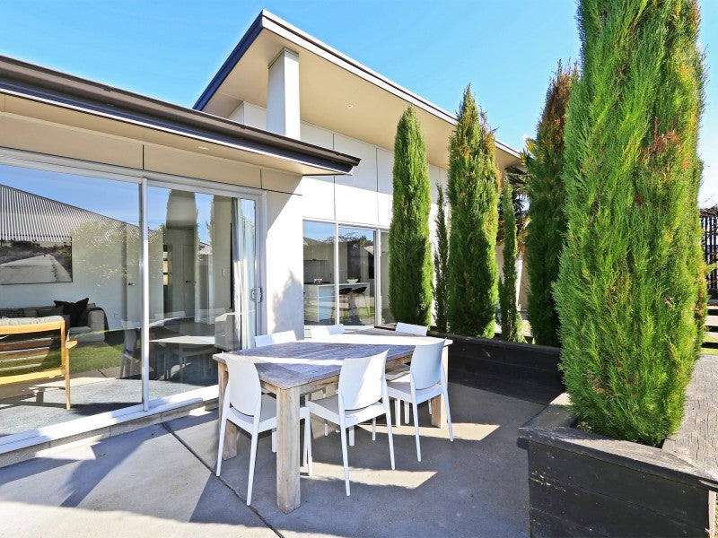 6 Anna Lane, Raureka, Hastings - Carousel 1