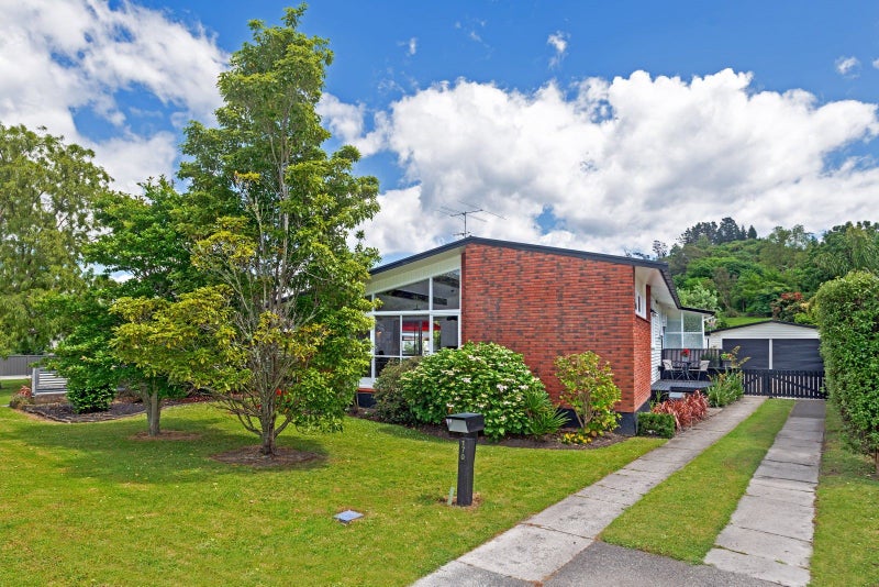 170 Fox Street, Whataupoko, Gisborne - Carousel 24