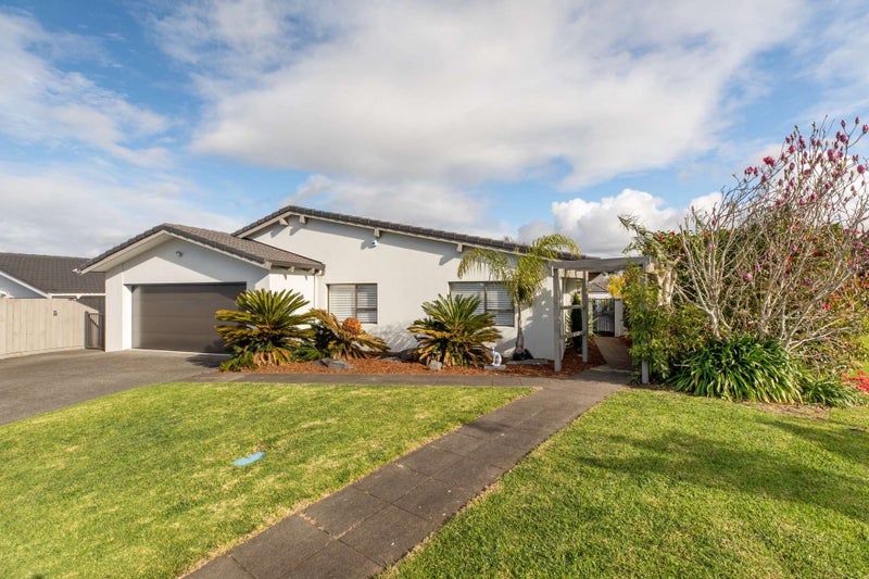 6 Tyrian Close, Half Moon Bay, Auckland - Carousel 2