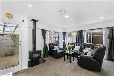 30 Batchelor Street, Newlands, Wellington - Carousel 4