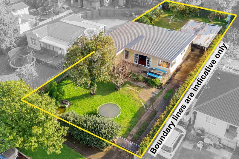 37 Kawiti Avenue, Point England, Auckland - Carousel 1