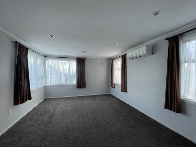 7 Whitney Street, New Windsor, Auckland - Carousel 2