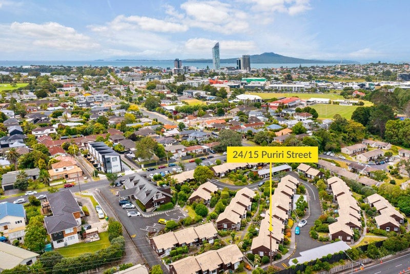 24/15 Puriri Street, Takapuna, Auckland - Carousel 12