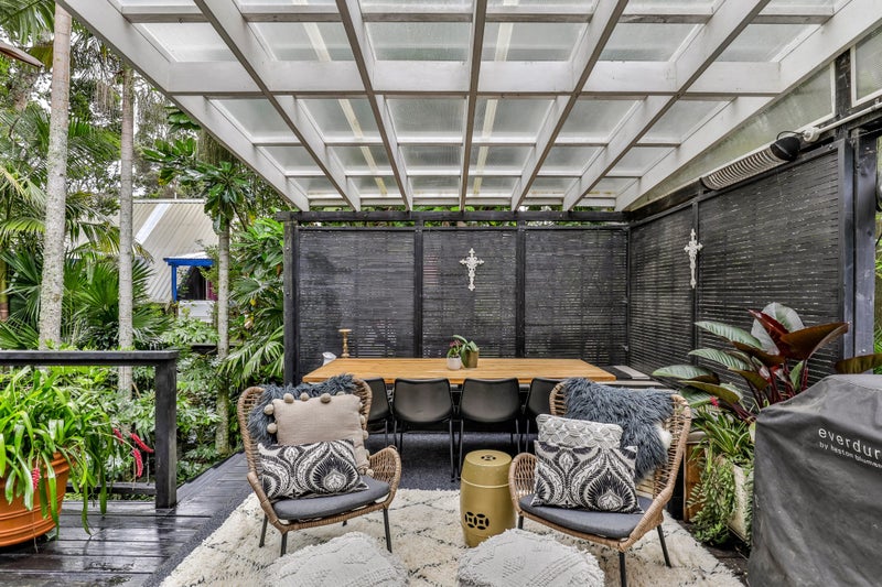 119 Daffodil Street, Titirangi, Auckland - Carousel 2