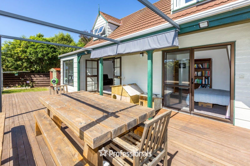 58 Larchmont Grove, Totara Park, Upper Hutt - Carousel 2