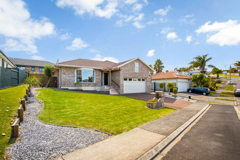 29 Hercules Drive, Henderson, Auckland - Carousel 2