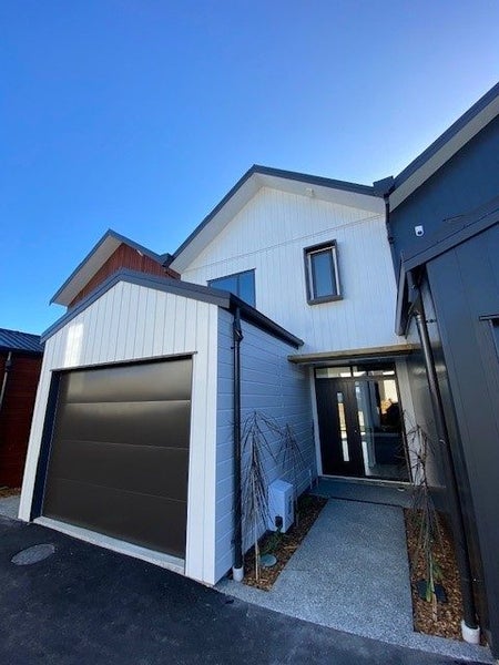 43 Ron Deal Way, Epuni, Lower Hutt - Carousel 1