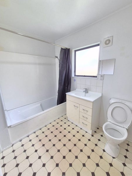 6A Blacklock Avenue, Henderson, Auckland - Carousel 16